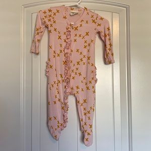 Spearmint Love Pink Kisses 0-3 months.